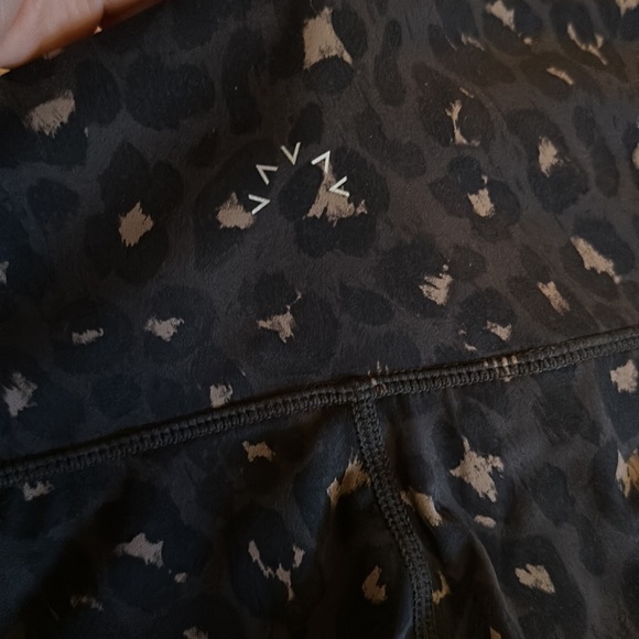 VARLEY Montero Cropped Leggings - Picture 7 of 7